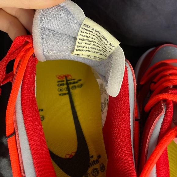 Wmns 6.5 Off-White x Dunk Low ‘University Red’ - Picture 6 of 8